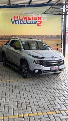 FIAT TORO 2.0 16V TURBO DIESEL VOLCANO 4WD AT9
